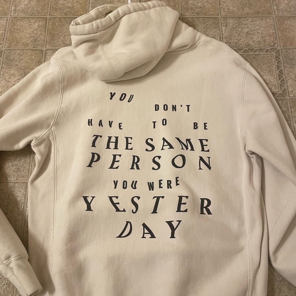 UNDN hoodie